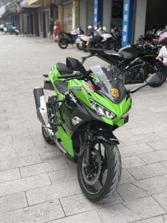 Kawasaki Ninja 400 - ფოტო 1