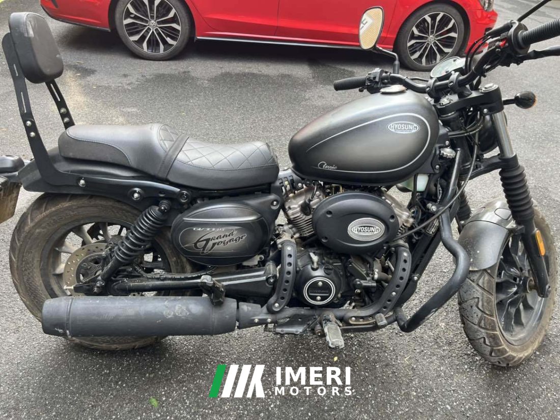 Hyosung GV300S - motorcycle from China
