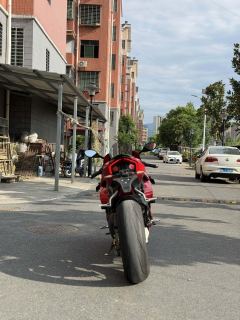 Ducati Panigale V4 1100 cc - ფოტო 8