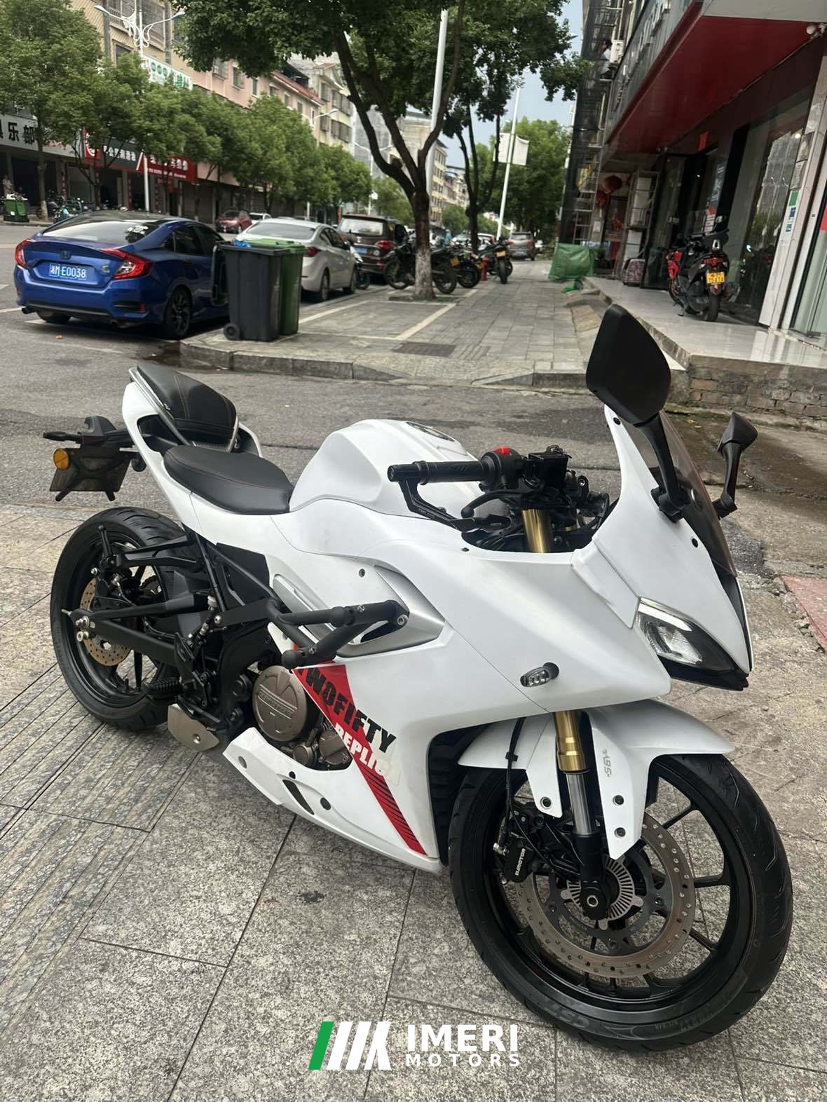 2022 QJMOTOR SRK 250