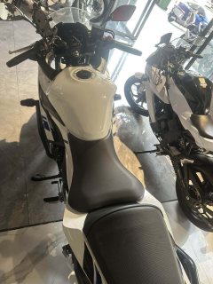 Haojue Suzuki GSX250R - photo 7