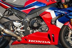 Honda CBR 1000 RR-R - ფოტო 10