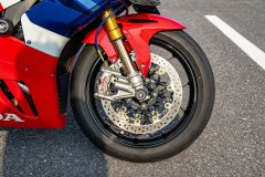 Honda CBR 1000 RR-R - ფოტო 12