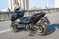 Yamaha TMAX 560 cc - ფოტო 3