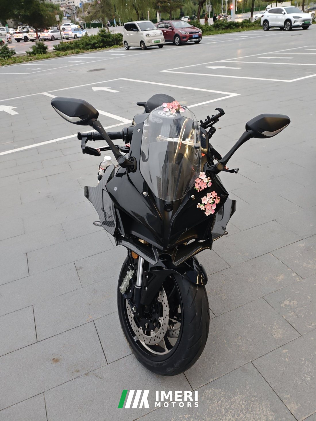 QJMOTOR Roewe i5 550 / Sai 550 *(Context-dependent, usually referring to the motorcycle "Sai 550" or Roewe car v - motorcycl…