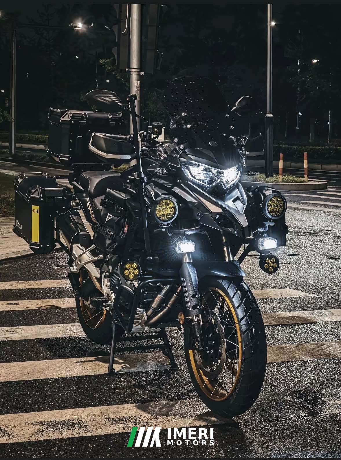 2026 Benelli TRK552 550 cc