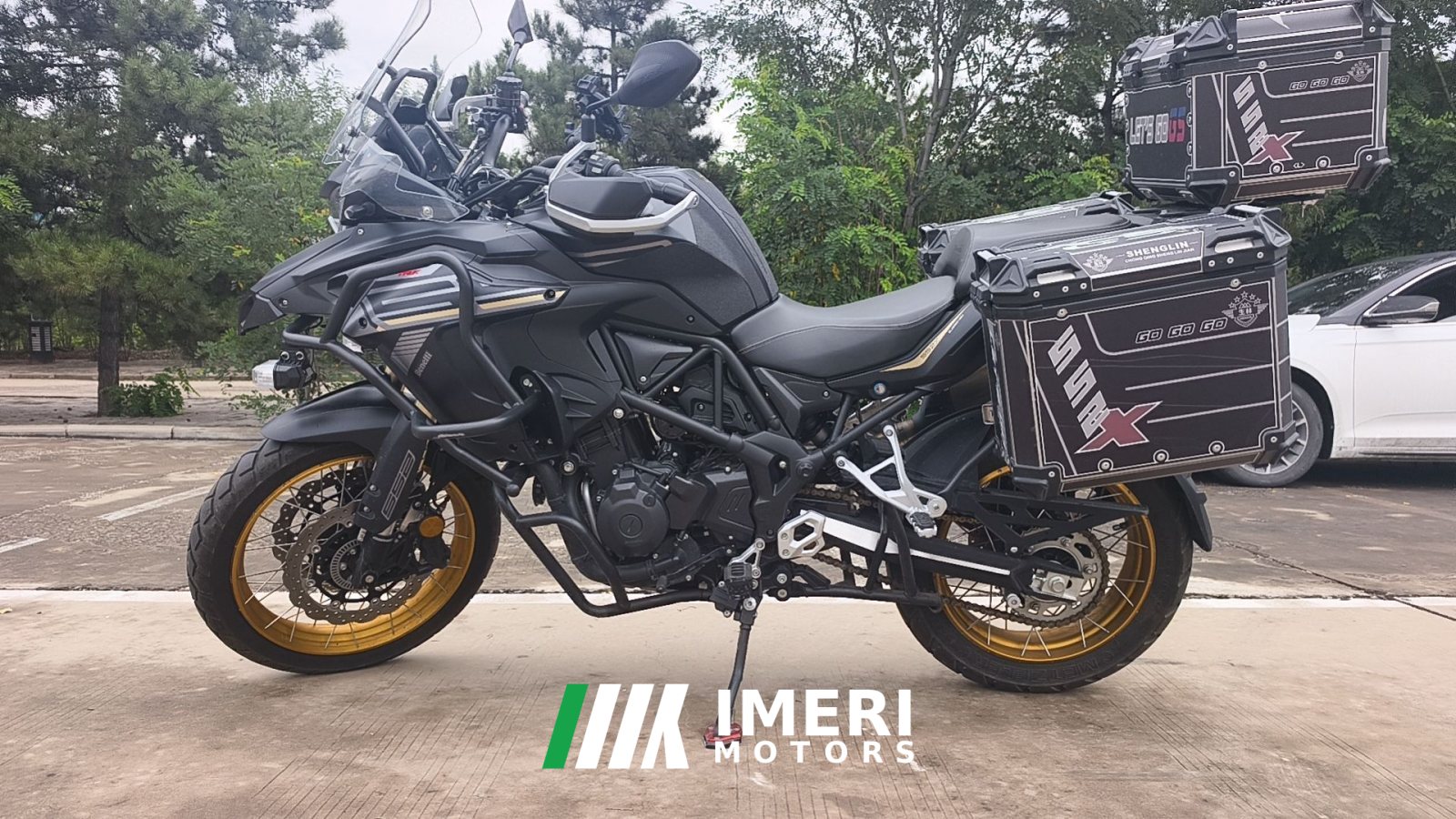 2025 Benelli TRK552 550 cc