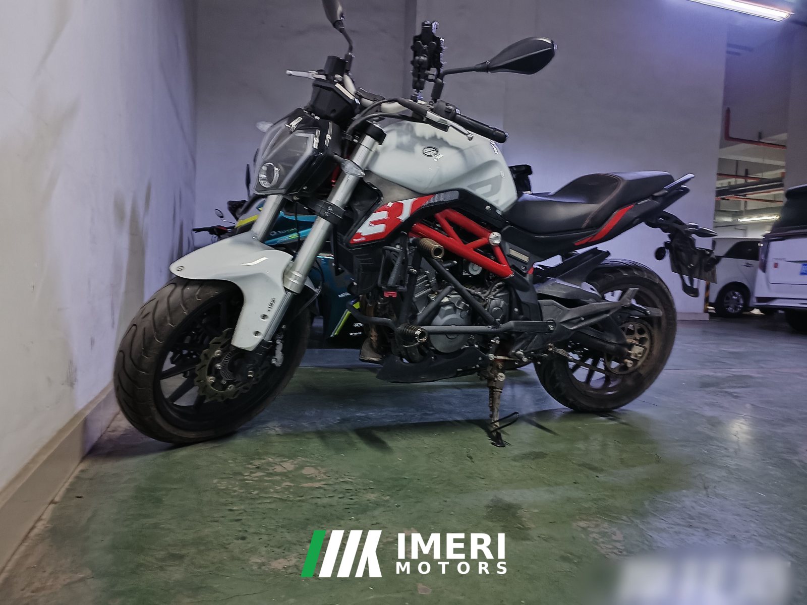 2021 Benelli TNT 300 / BN 302S
