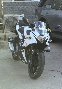 Haojue Suzuki GSX250R - ფოტო 1