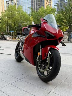 Ducati Panigale V4 1100 cc - ფოტო 5