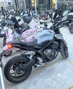 Honda CB650R - ფოტო 1
