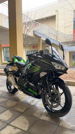 Kawasaki Ninja 400 - ფოტო 2