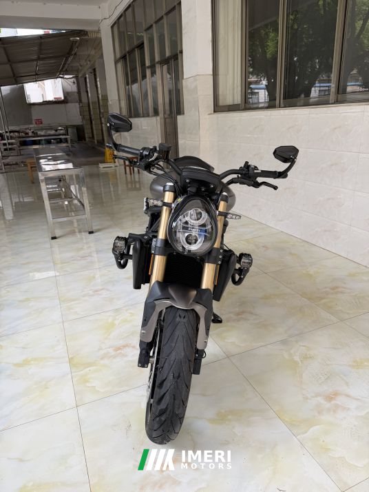 2024 Benelli 902S 900 cc