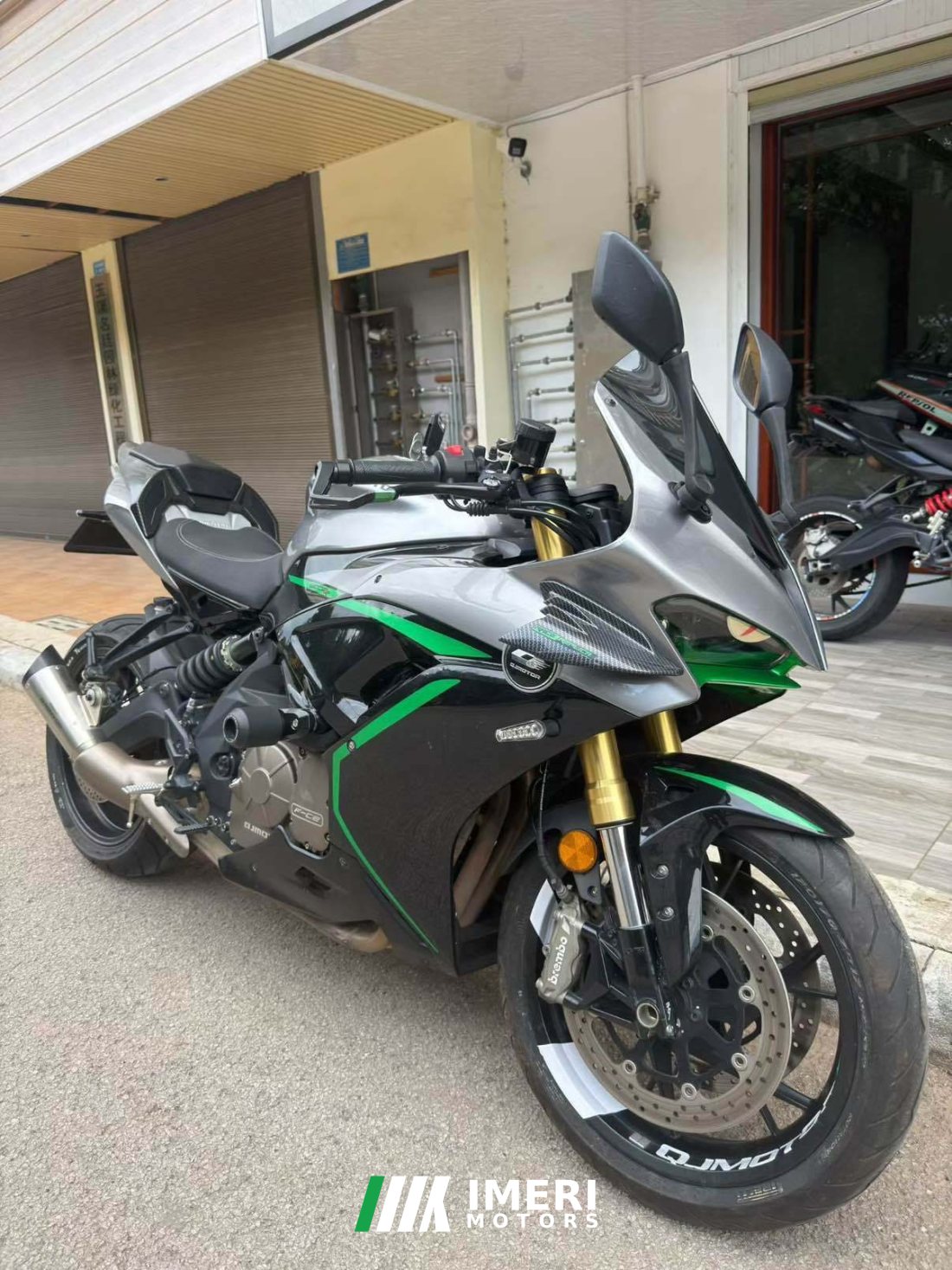 QJMOTOR Sai 600 - motorcycle from China
