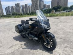 Honda Gold Wing GL1800 - ფოტო 2