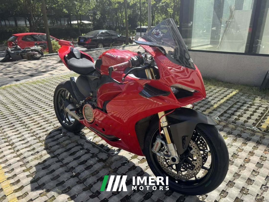 Ducati Panigale V2 900 cc - motorcycle from China