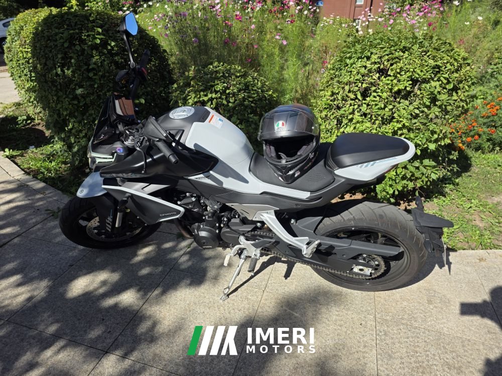 2025 CFMOTO 800NK