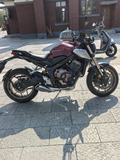 Honda CB650R - ფოტო 5
