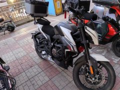 Voge 300R - ფოტო 1
