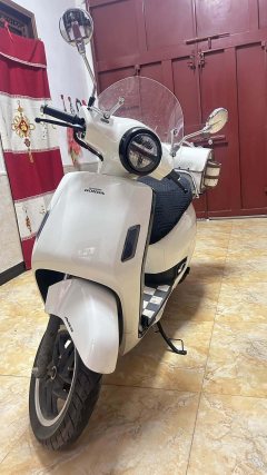 Sundiro Honda NS125LA - ფოტო 1