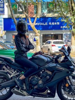 Honda CBR650R - ფოტო 2