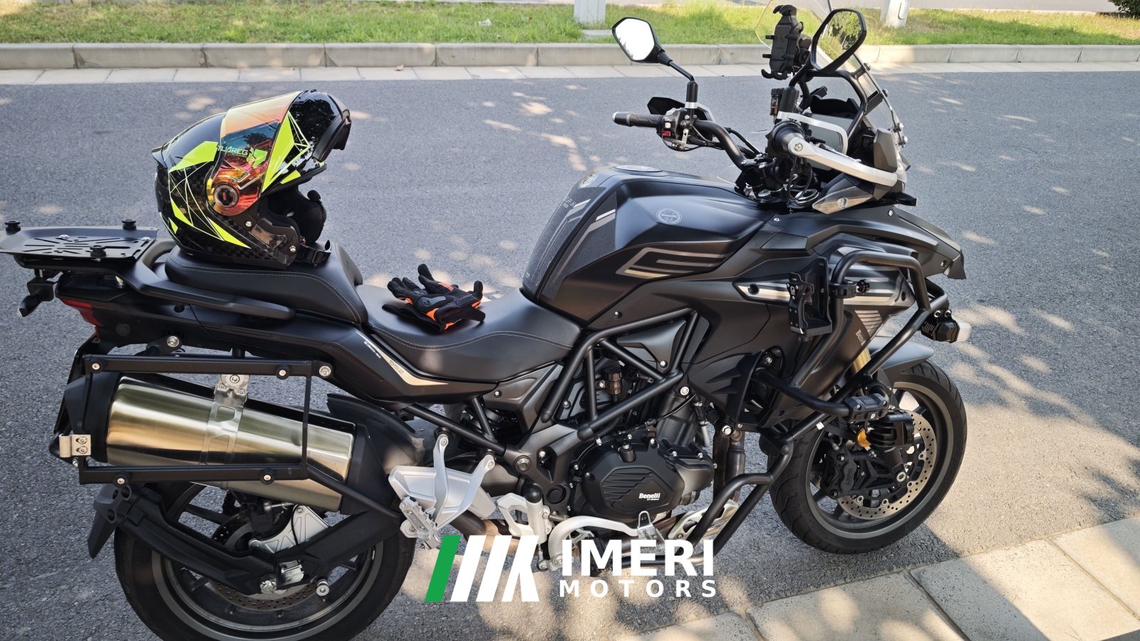 2025 Benelli TRK552 550 cc