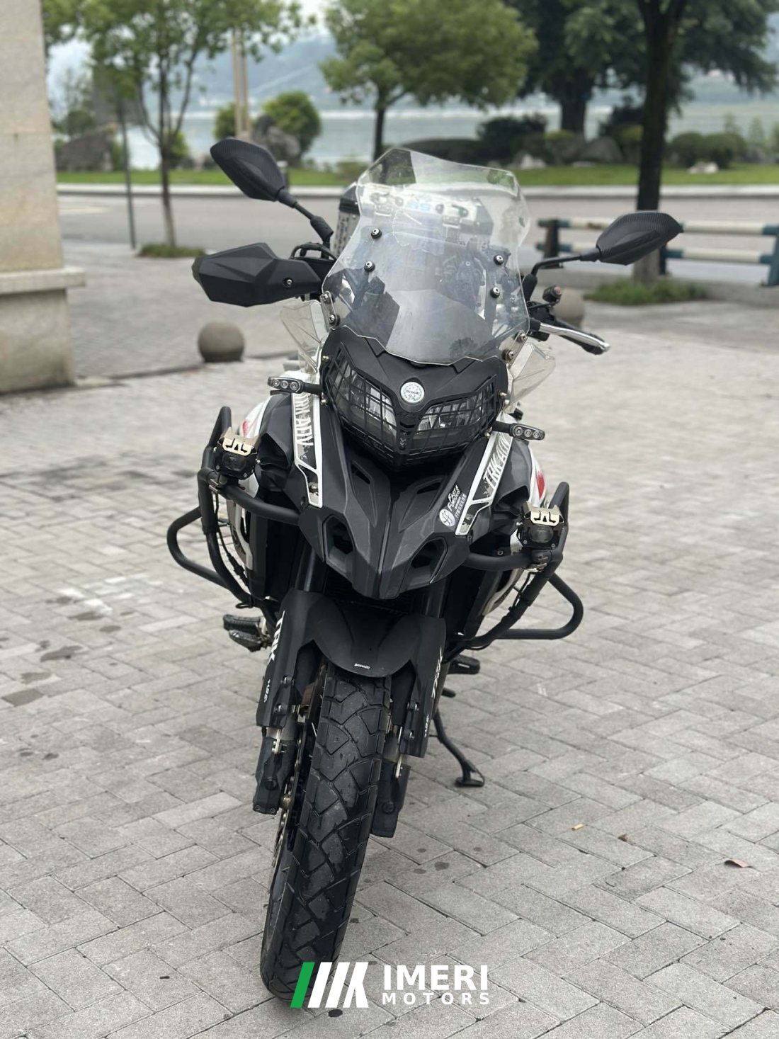 Benelli Jinpeng TRK502 500 cc - motorcycle from China