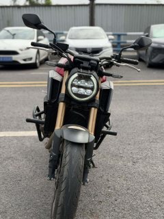 Honda CB650R - ფოტო 3