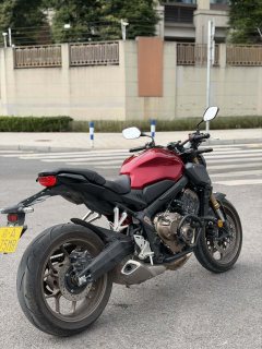 Honda CB650R - ფოტო 9
