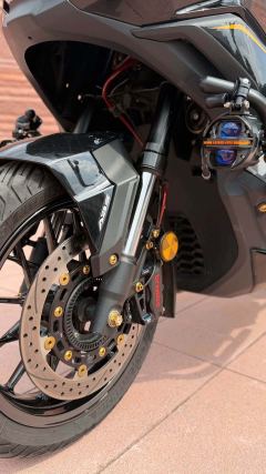 Honda ADV350 - photo 8