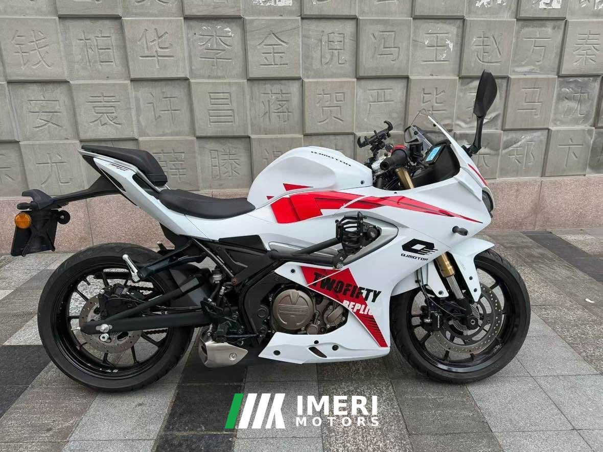 2022 QJMOTOR SRK 250