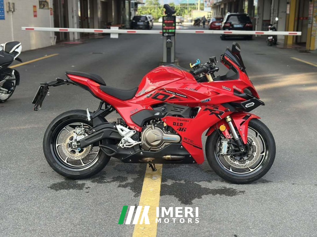 QJMOTOR Roewe i5 550 / Sai 550 *(Context-dependent, usually referring to the motorcycle "Sai 550" or Roewe car v - motorcycl…