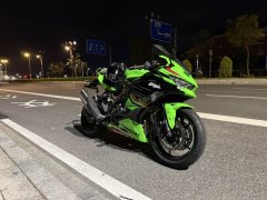 Kawasaki ZX-4R 400 cc - ფოტო 10