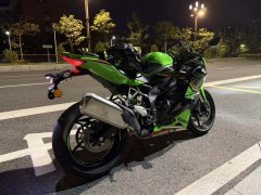 Kawasaki ZX-4R 400 cc - ფოტო 9