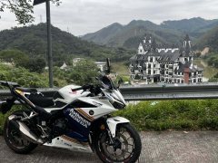Honda CBR400R - ფოტო 1