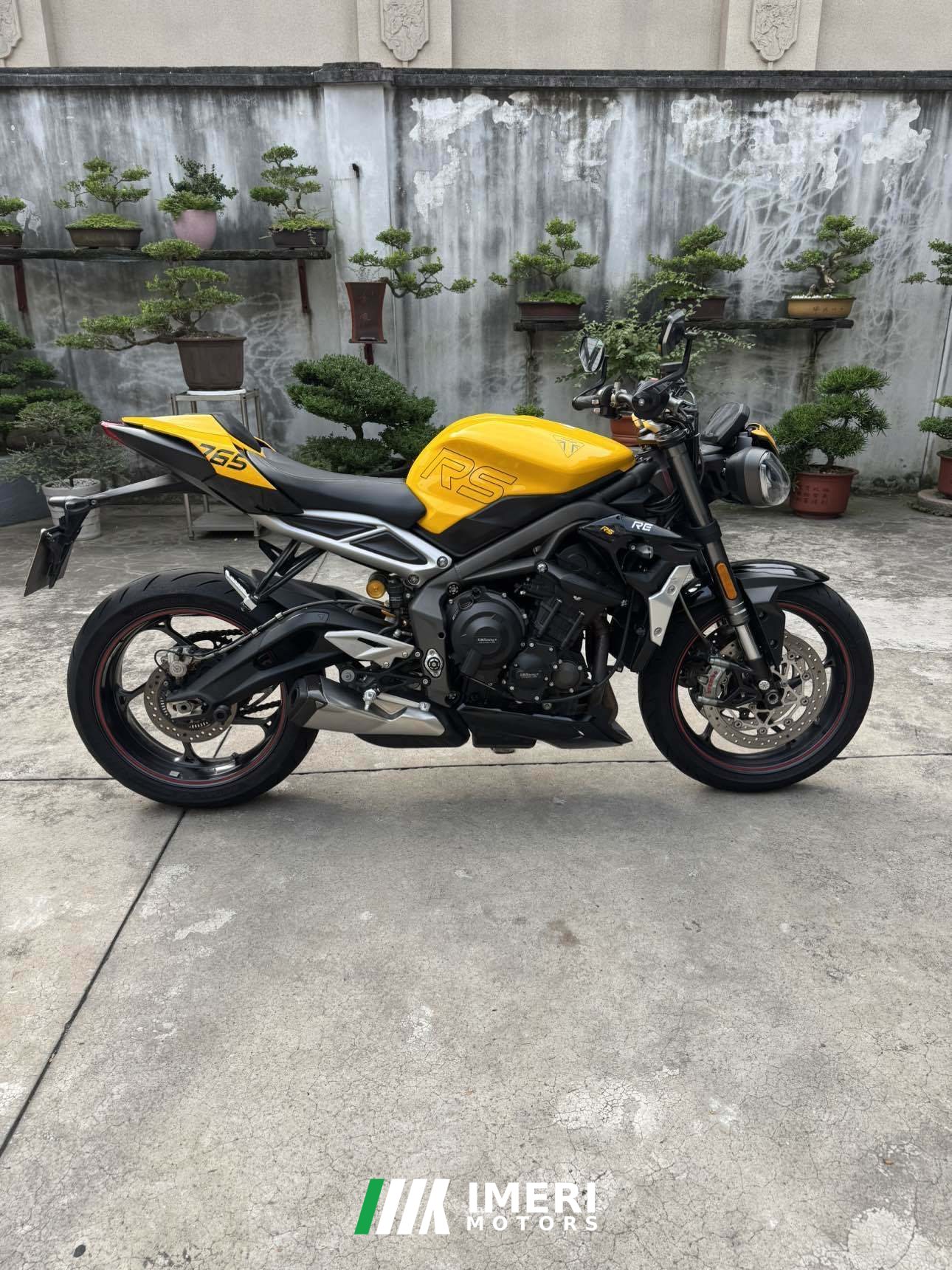 2021 Triumph Street Triple 765