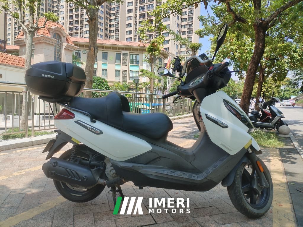 2021 Piaggio X7 250 cc