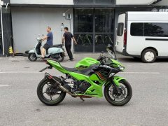 Kawasaki Ninja 400 - ფოტო 1
