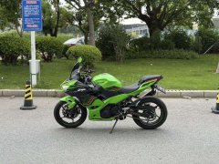 Kawasaki Ninja 400 - ფოტო 5