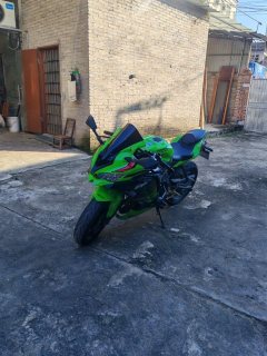 Kawasaki ZX-4R 400 cc - ფოტო 3