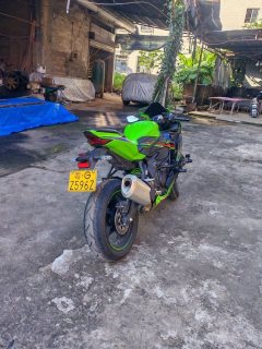 Kawasaki ZX-4R 400 cc - ფოტო 5
