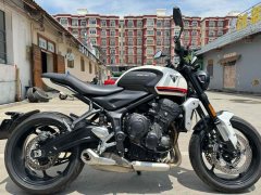 Triumph Trident 660 - ფოტო 1