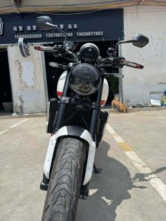 Triumph Trident 660 - ფოტო 3