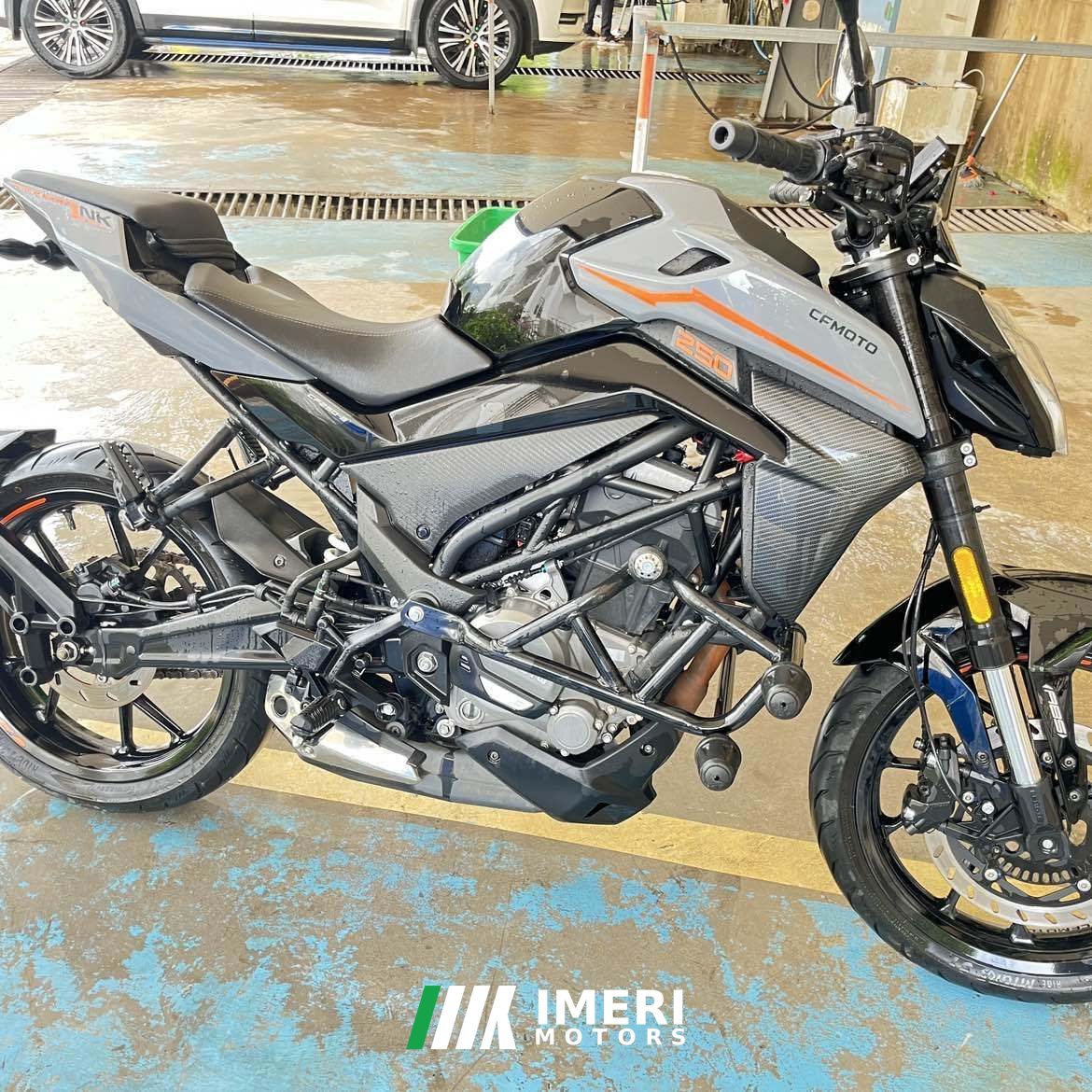 2023 CFMOTO 250NK