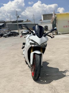 Ducati SuperSport 939 cc - photo 4