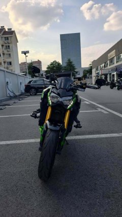 Kawasaki Z900 950 cc - ფოტო 1
