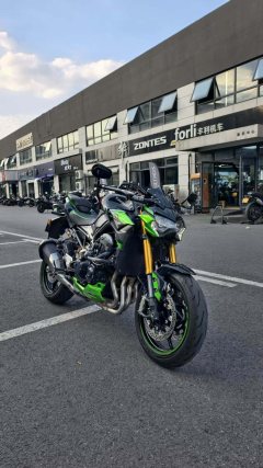 Kawasaki Z900 950 cc - ფოტო 2