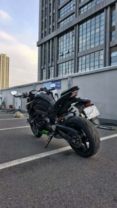 Kawasaki Z900 950 cc - ფოტო 6
