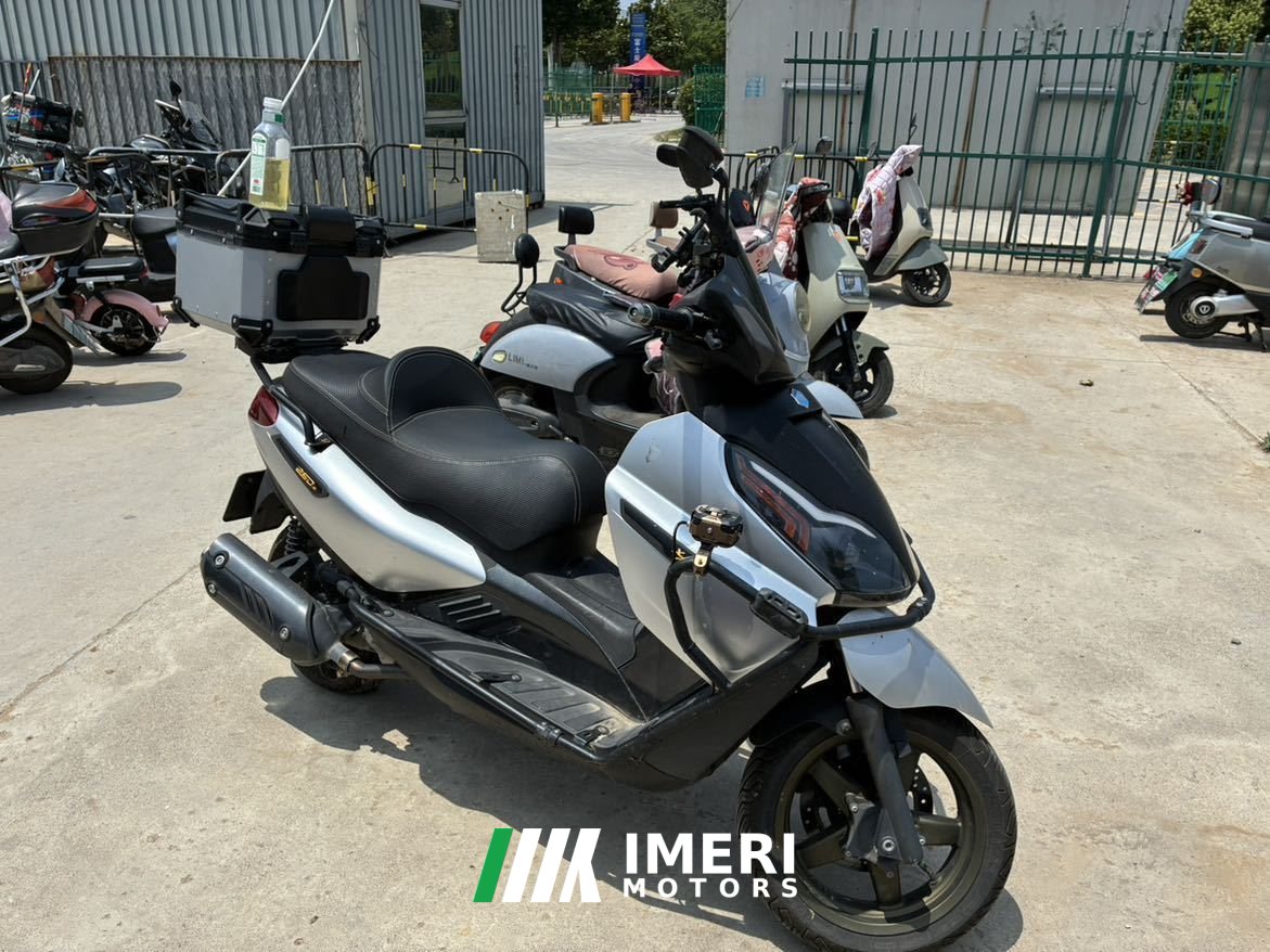 2021 Piaggio X7 250 cc