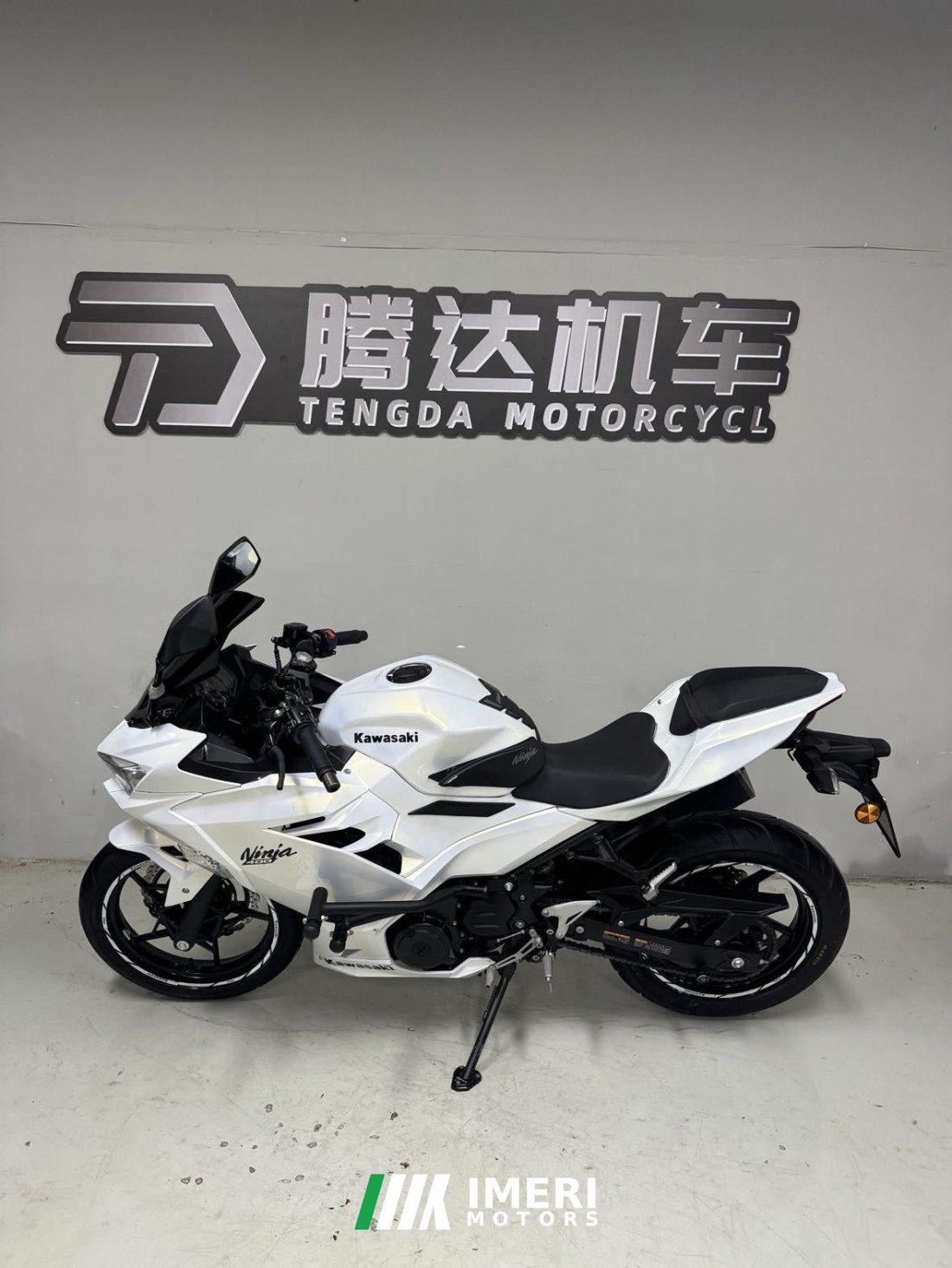 Kawasaki Ninja 400 - motorcycle from China